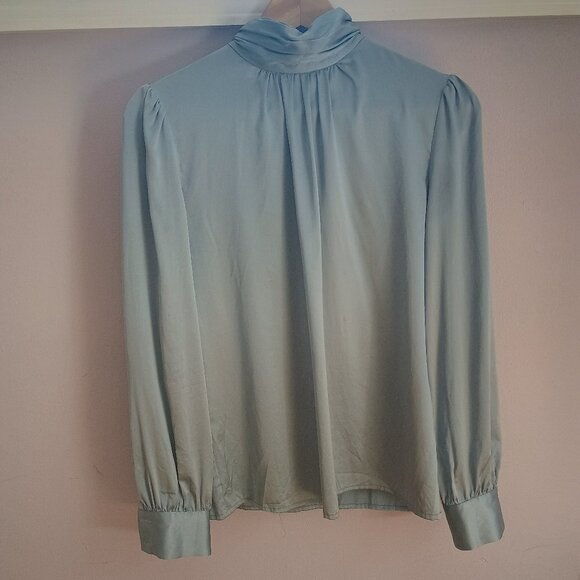LILY SILK blue turtleneck blouse 90% silk size XS - Picture 2 of 9